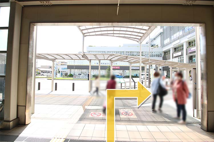 高座渋谷駅西口を出て右に曲がります